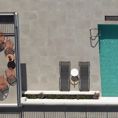 Emjo Villa, By The Sea, Stroll To & Dining, By Thinkvilla Pánormos
